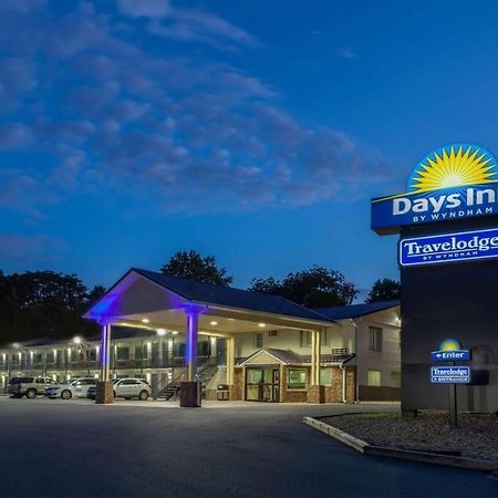 Travelodge By Wyndham Charles Town - Harpers Ferry Екстериор снимка